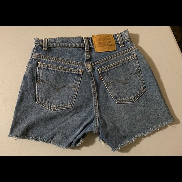 Levi's Vintage Relaxed High Rise Jean Shorts - Picture 2 of 7